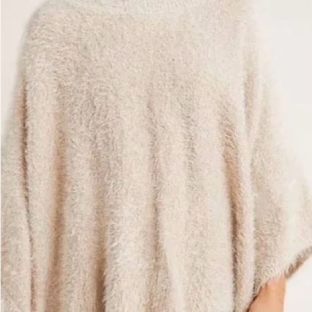 Anthropologie Akemi + Kin Women's Cowl Neck Poncho/Sweater